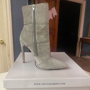 ‘Winona’ Steve Madden booties